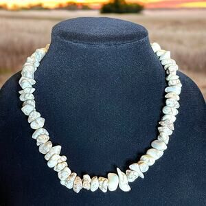 White Buffalo Magnesite Nugget Silver Tone Toggle Necklace 18”-20”